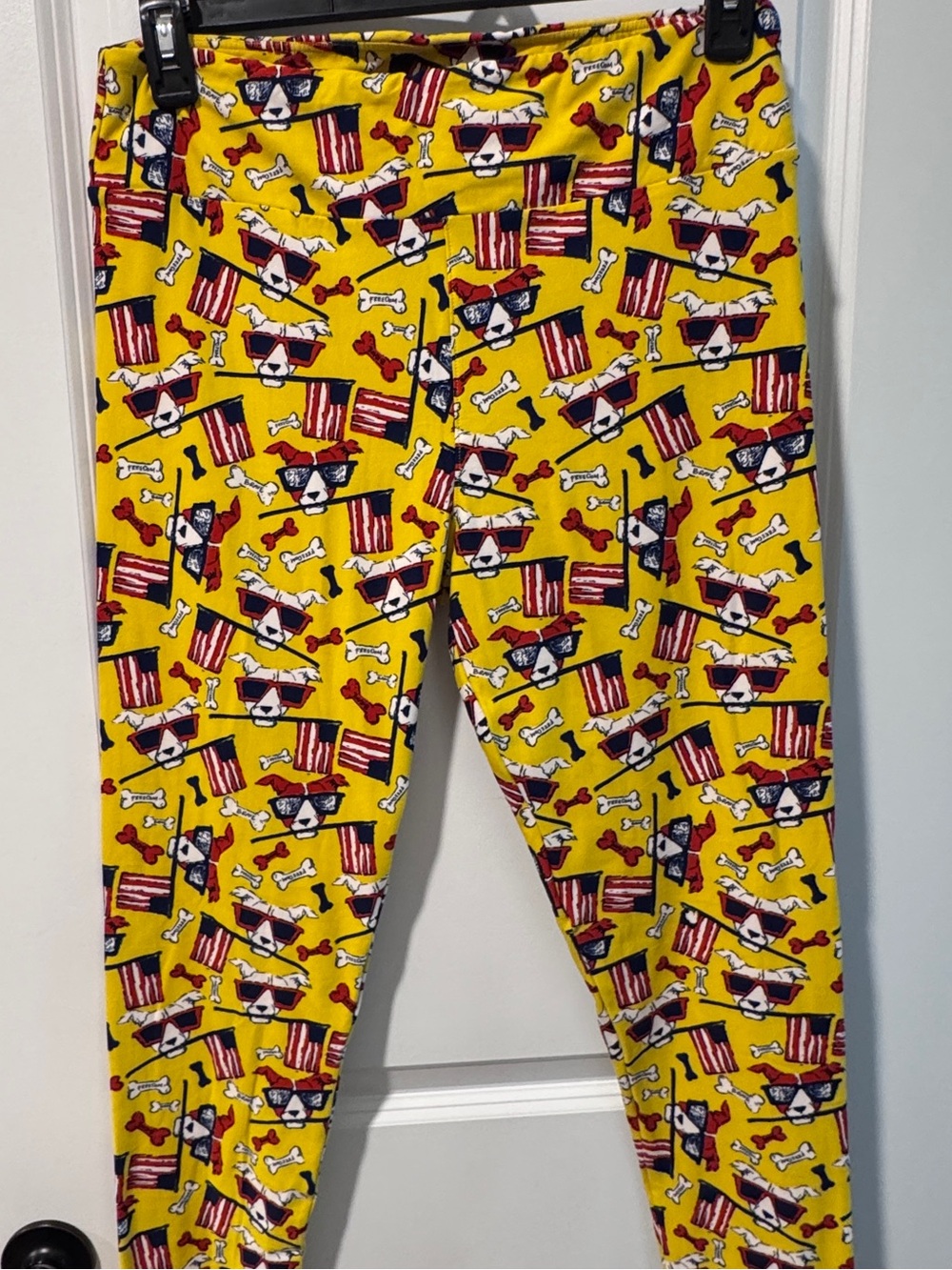 LuLaRoe Yellow Patriotic Dog Print Leggings
